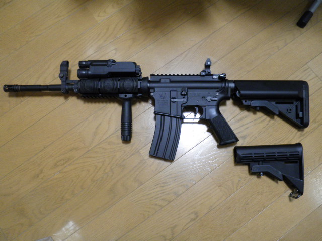 りますか】 ヤフオク! - 東京マルイ 次世代電動ガン M4A1 プレス